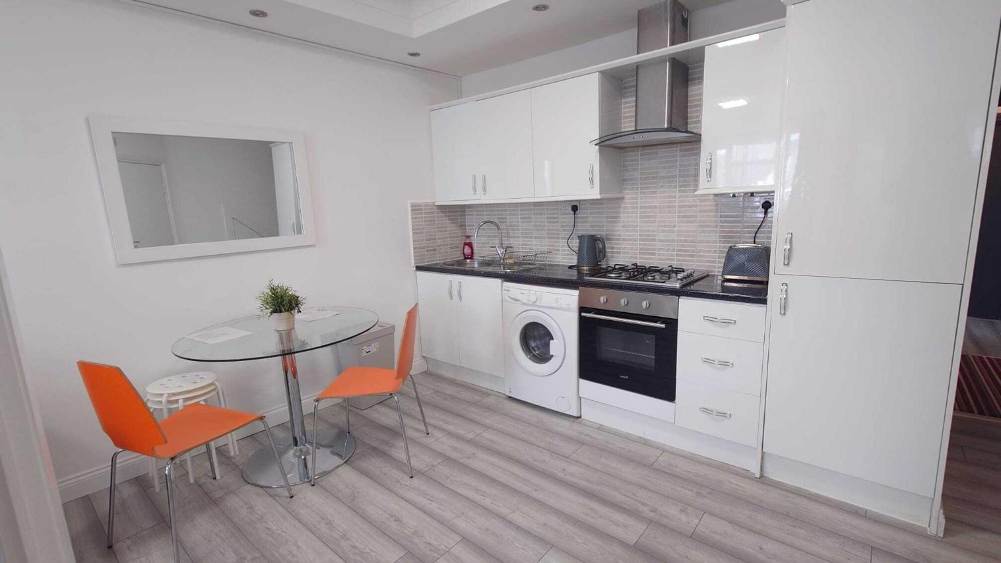 Kings Central Apartments In Kings Cross ลอนดอน ภายนอก รูปภาพ